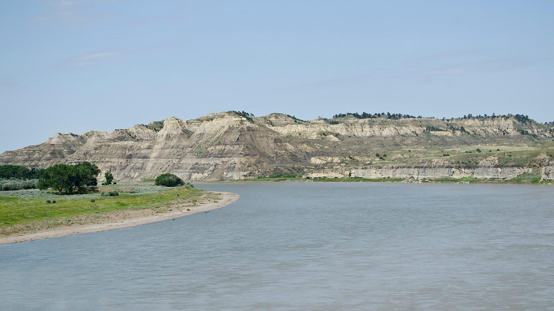 Yellowstone River at Sidney Montana
